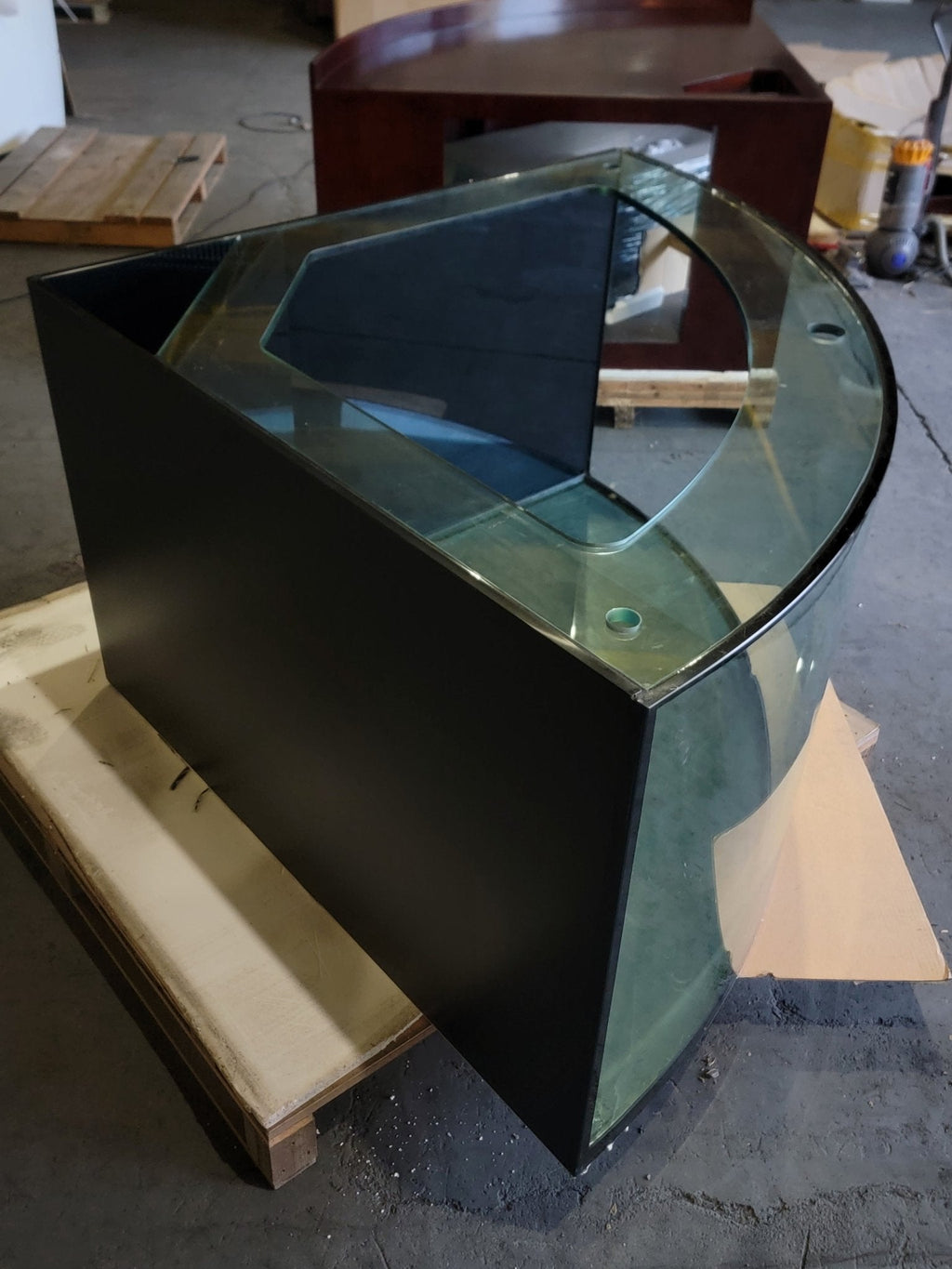 440g Corner 1/4 Cylinder Glass Aquarium Set in Walnut Wood Furniture