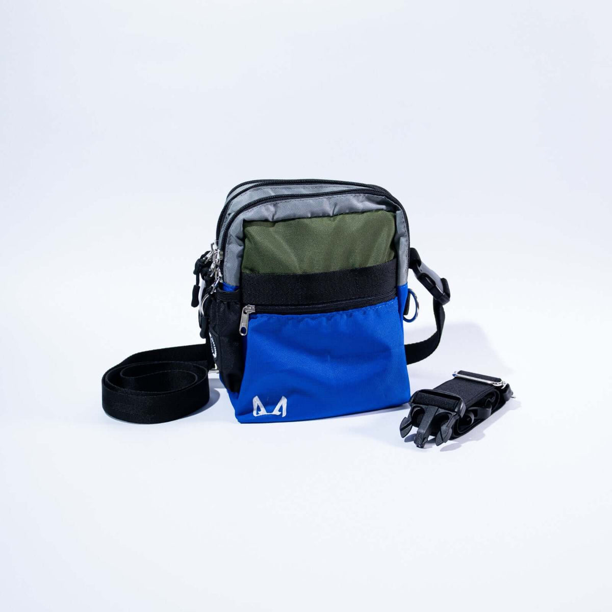Crossbody Treat Bag – Insulated Dog Training Pouch