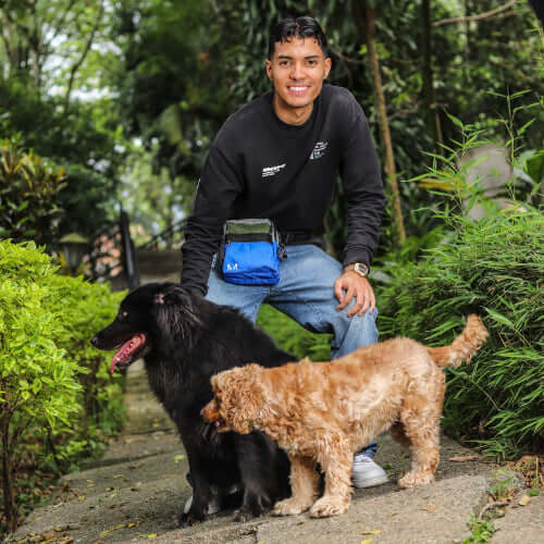 Crossbody Treat Bag – Insulated Dog Training Pouch