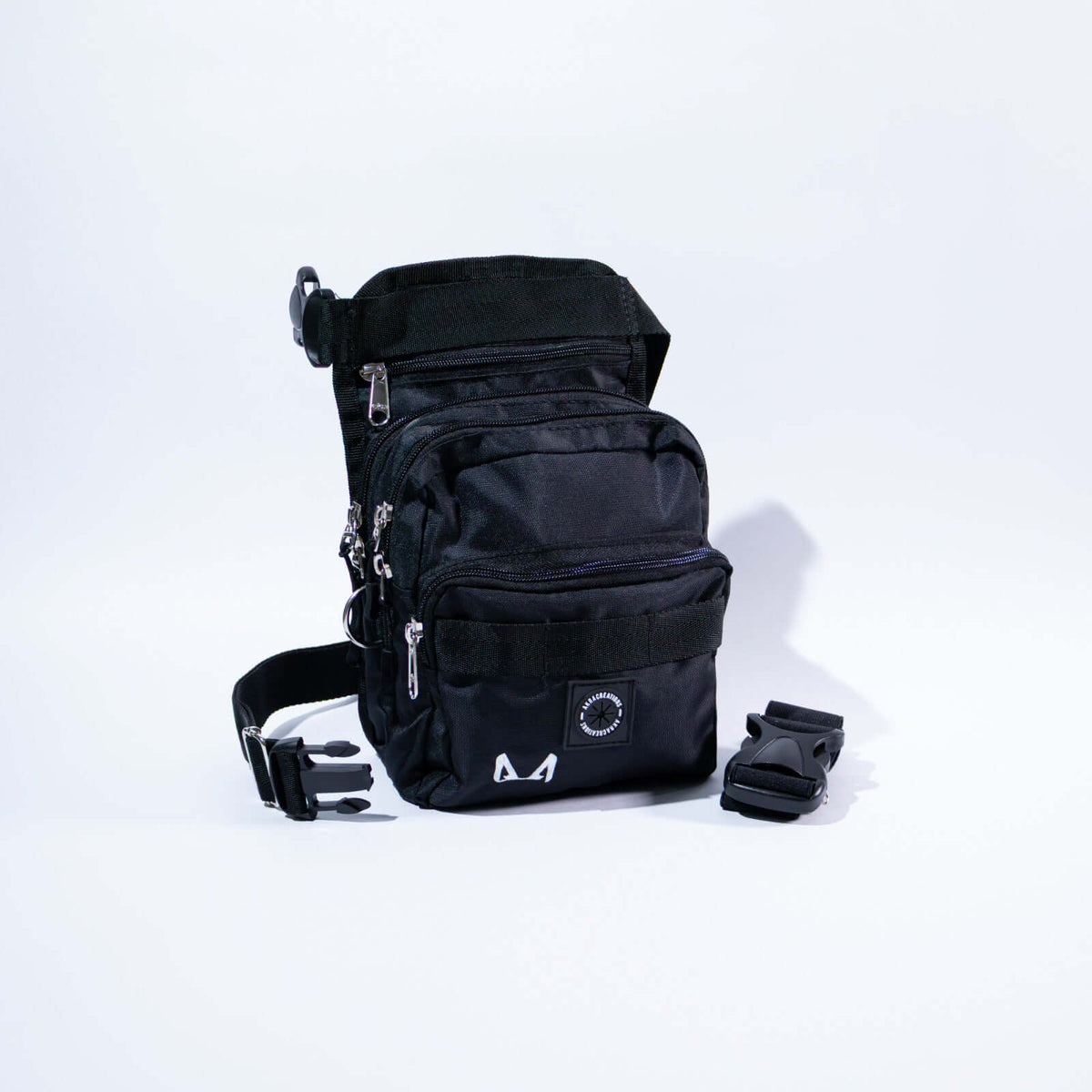 Thigh Treat Bag – Dog Training & Hiking Pouch